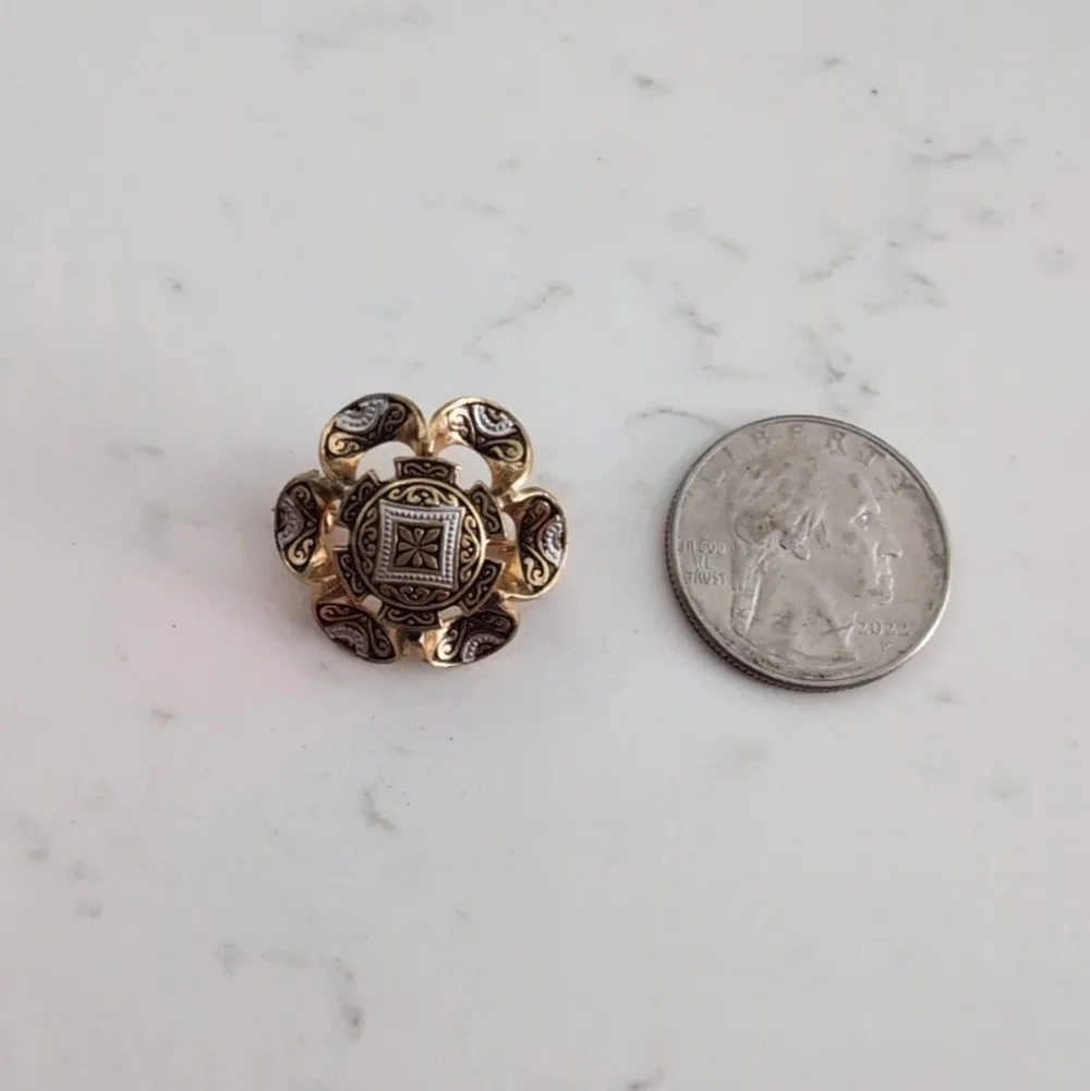Vintage Gold Tone Filigree Flower Brooch Pin Ornate Scrollwork Antique Style